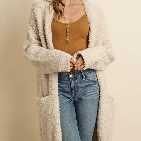 ✨SOLD OUT✨ Teddy Textured Cardigan Coat in Cream - Picture 2 of 6